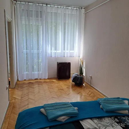 Sophia Buda By The Danube With Ac Apartamento